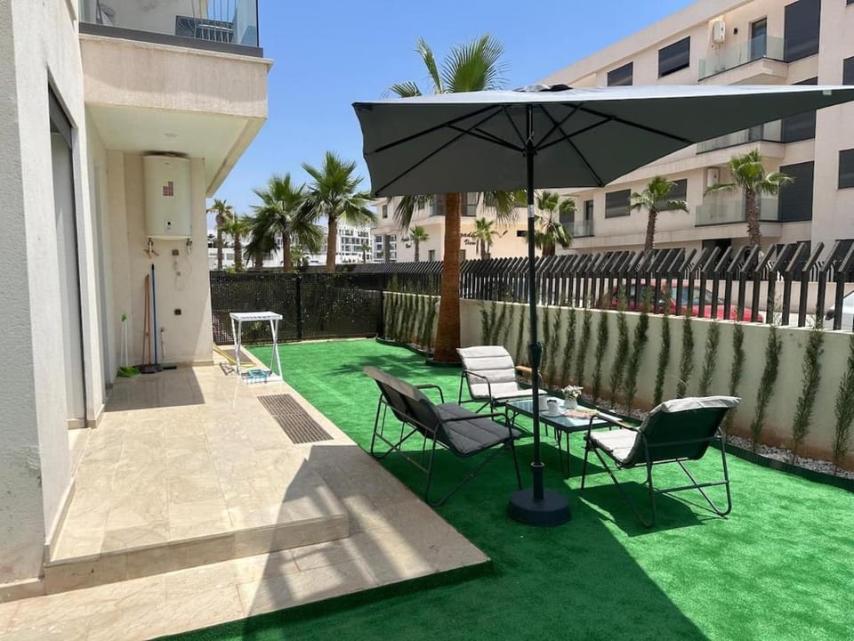 Patio, View (from property/room), Balcony/Terrace, Seating area, sunbed