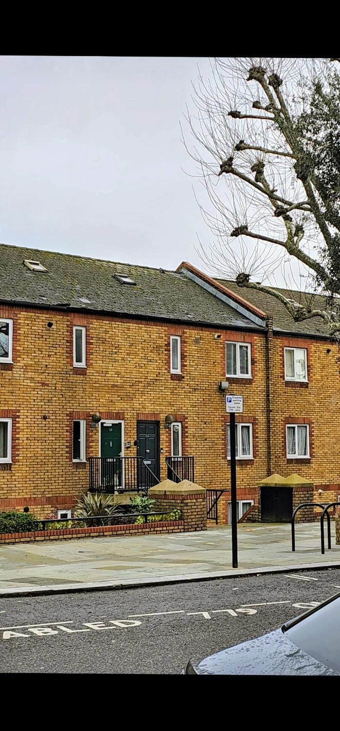 Property building, Street view