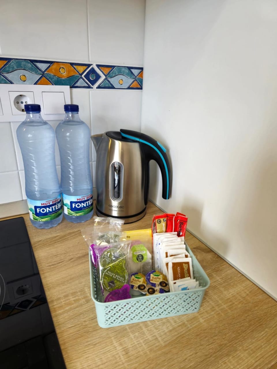 Coffee/tea facilities, Kitchen or kitchenette, Food and drinks