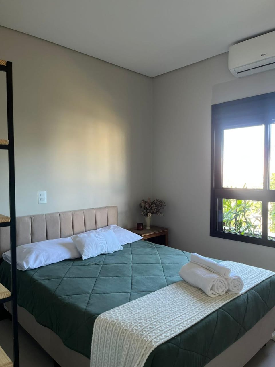 Bed, Photo of the whole room, Bedroom, towels, air conditioner