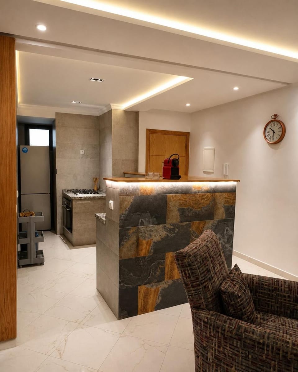 Elegant Apart 1 Min from Marina N 15 Apartment in Tangier