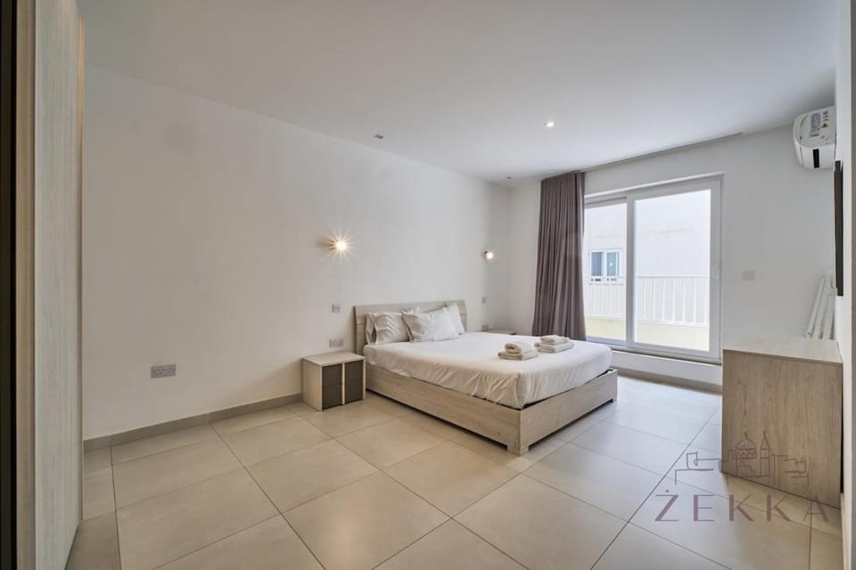 Beautiful View, 3 Bedroom Spacious Apartment Apartment in Malta