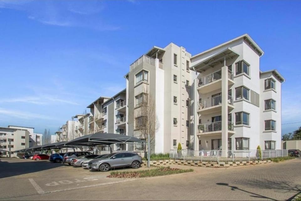 First generation style Apartment in Sandton