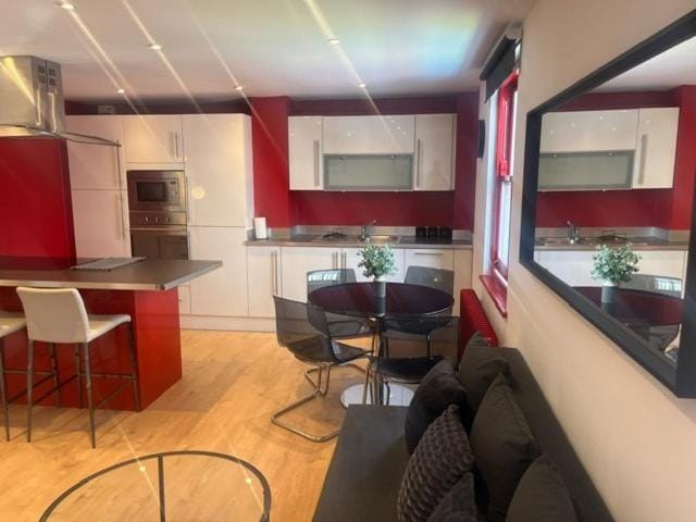 Bright 2 Bed Flat, London Eye, Waterloo, Zone 1 Apartment in City of Westminster