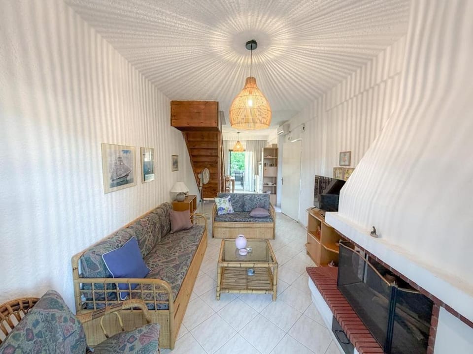 Silena Siviri Cosy Stay 2bdrm Close to the beach House in Halkidiki