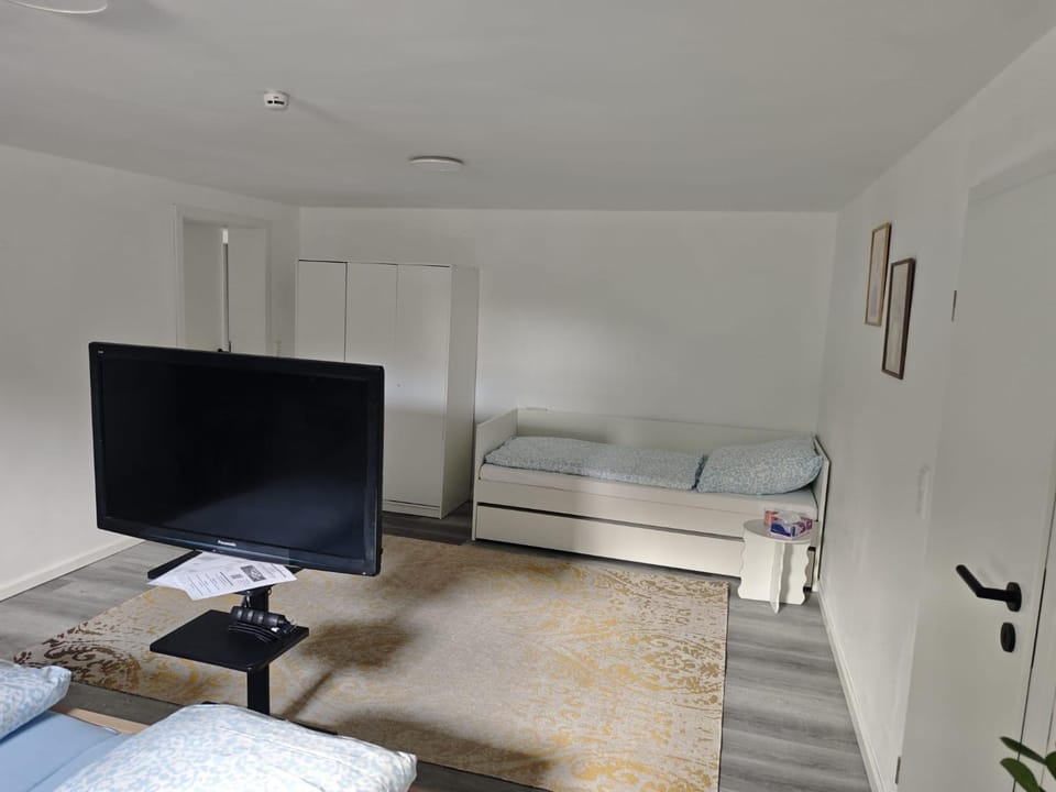 Souterrainwohnung in Mendig neu renoviert Apartment in Ahrweiler