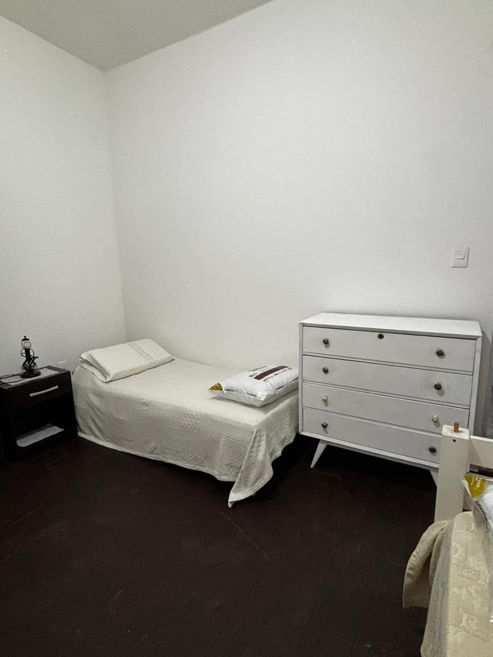 alquilo camas en habitaciones compartidas Vacation rental in Montevideo Department, Uruguay