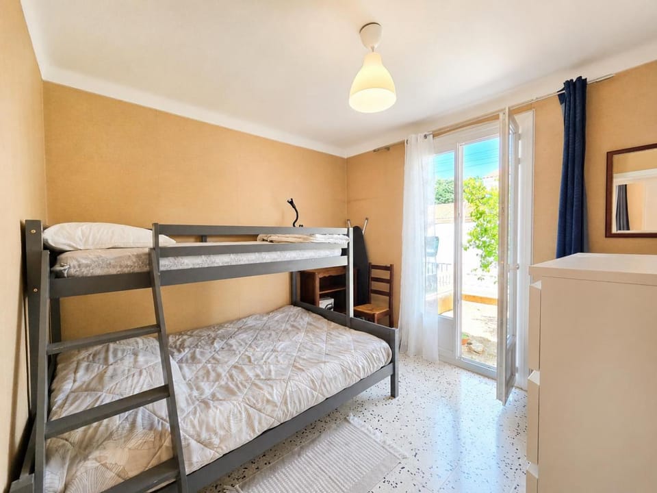 Balcony/Terrace, Bedroom, children, Family, flat iron, furniture, heating, storage