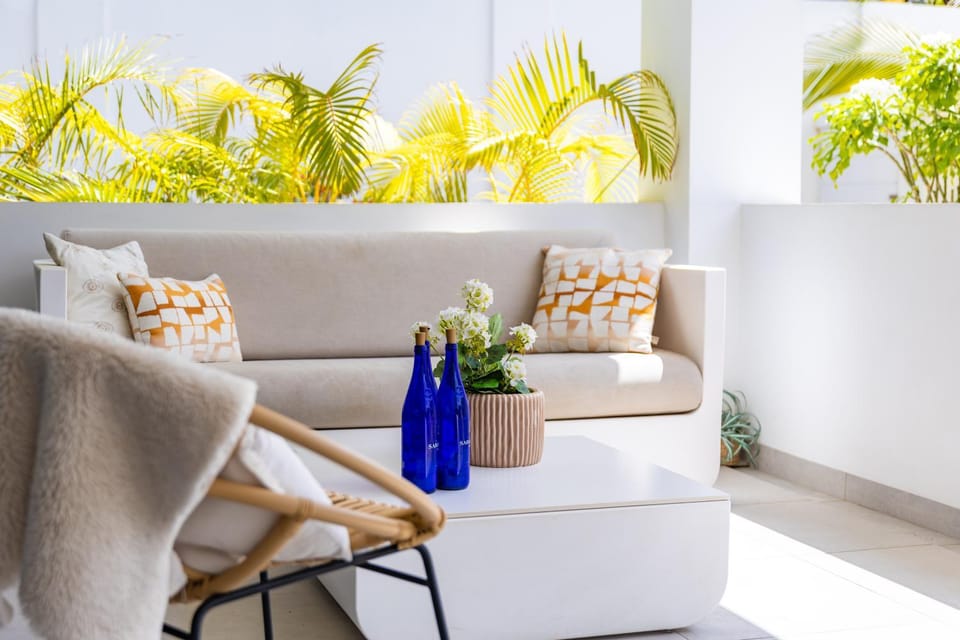 The Sunrise-poolside appartement Apartment in Jan Thiel