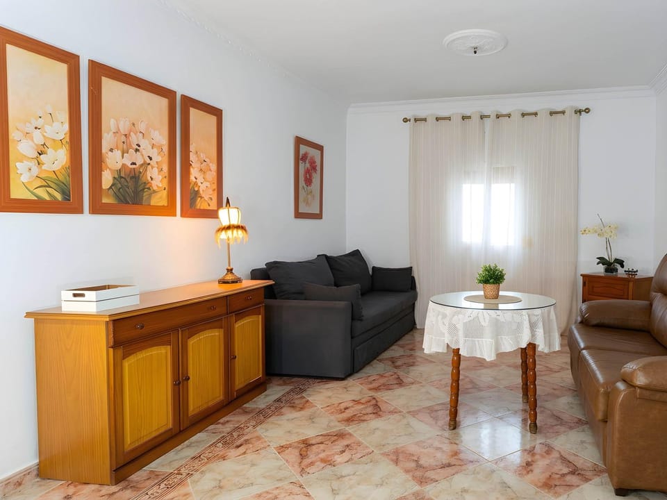 Casa vacacional en Conil centro con terraza privada solo para familias y parejas Apartment in Conil de la Frontera