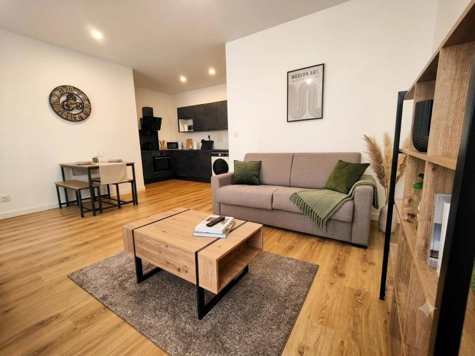 Brooklyn 4 personnes Max Parking Wifi Apartment in Clermont-Ferrand
