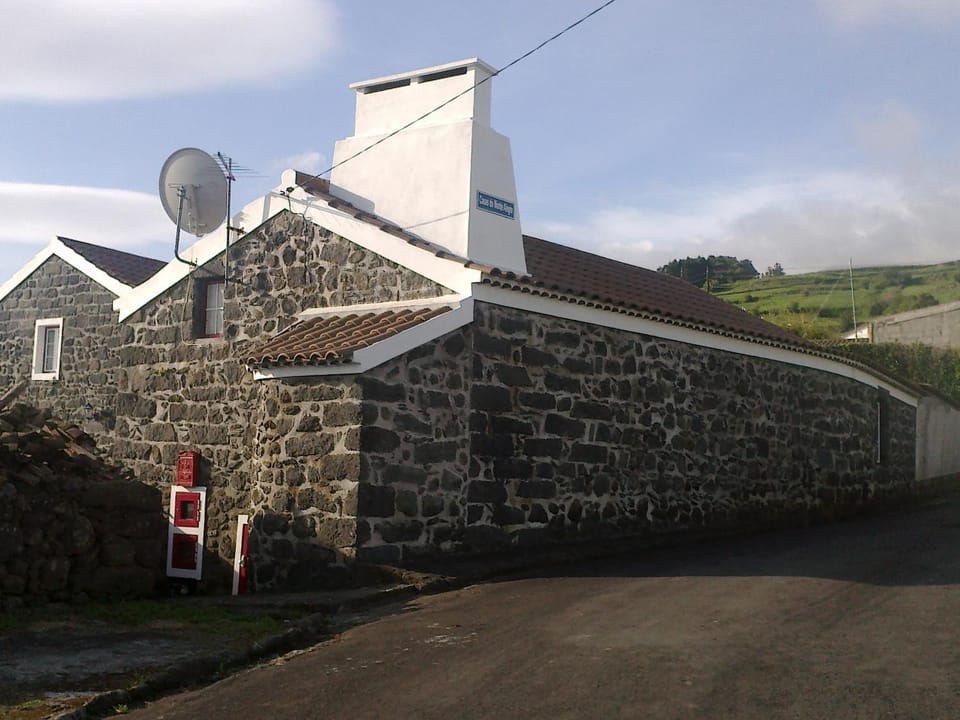 Casas do Monte Alegre House in Azores District
