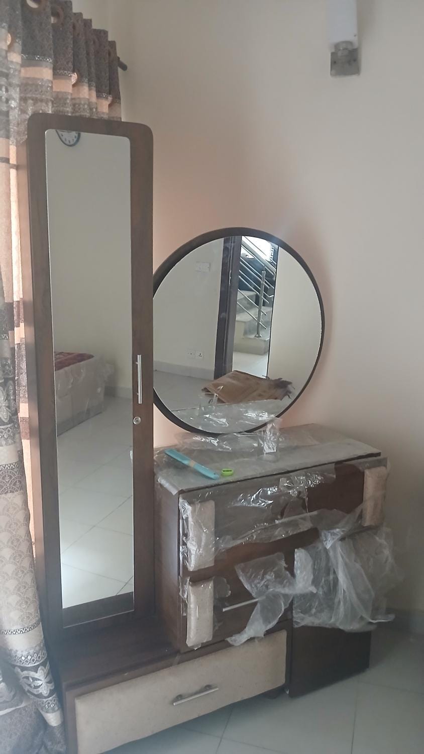 Hamna guest house bahria town karachi Vacation rental in Karachi