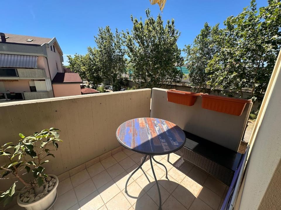 Camilla House - Parking & Relax Apartment in Montesilvano