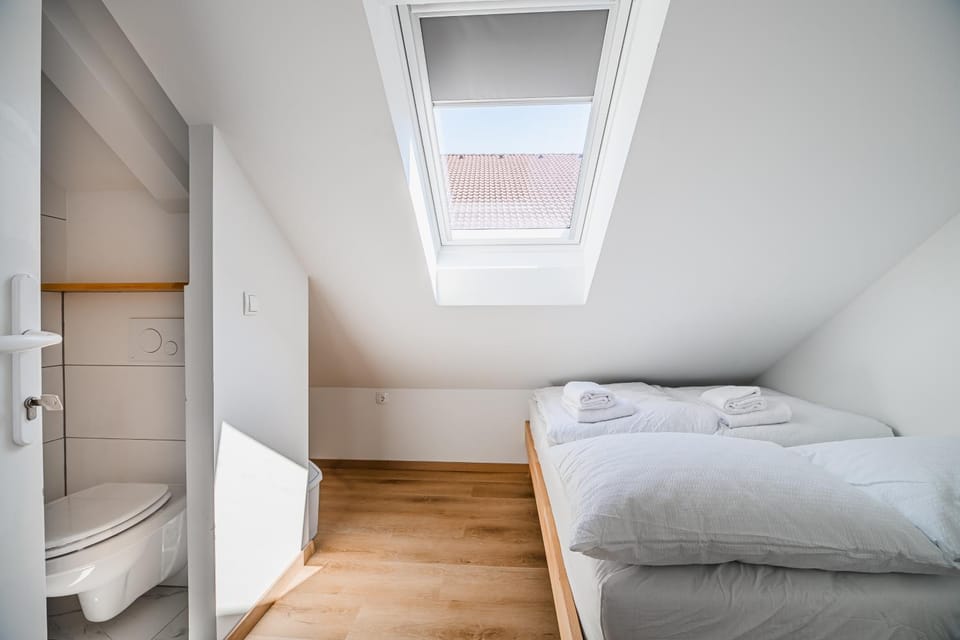 Bed, Bathroom, Bedroom
