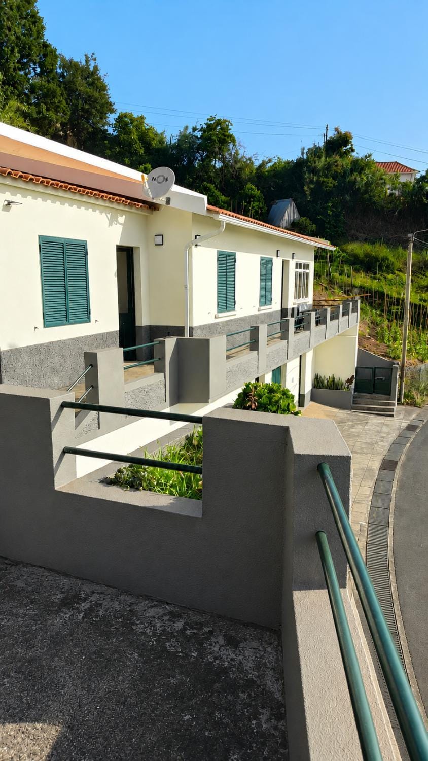 DoriVal Holiday Home House in Madeira District