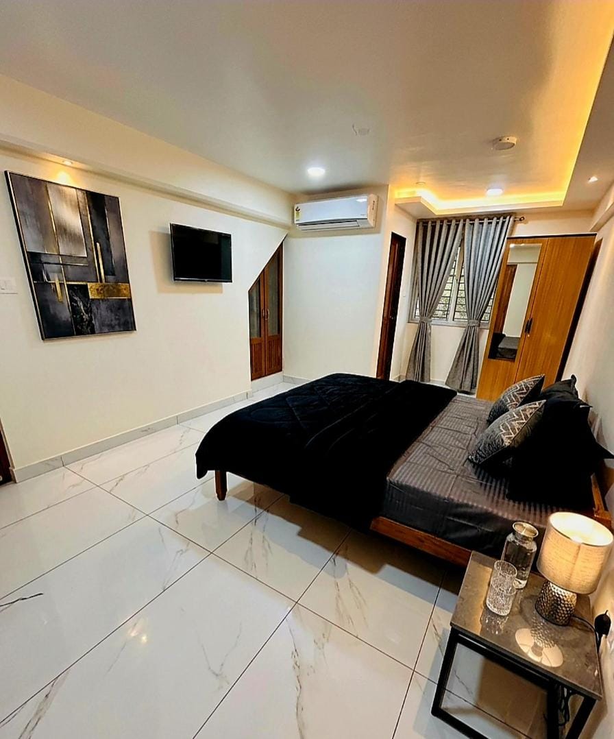 JA Ambassador Suites Hotel in Thiruvananthapuram