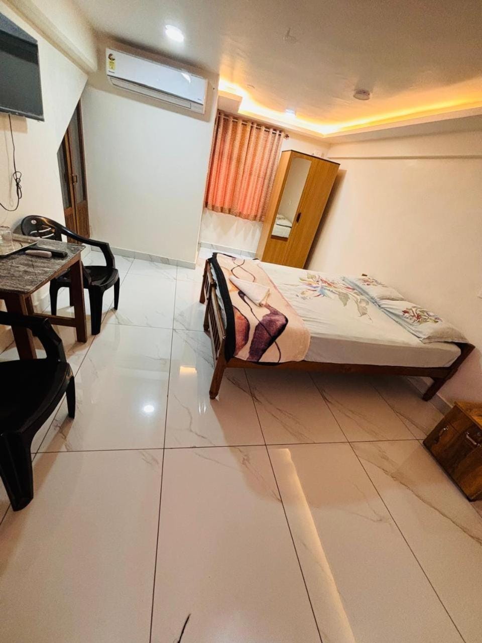 JA Ambassador Suites Hotel in Thiruvananthapuram