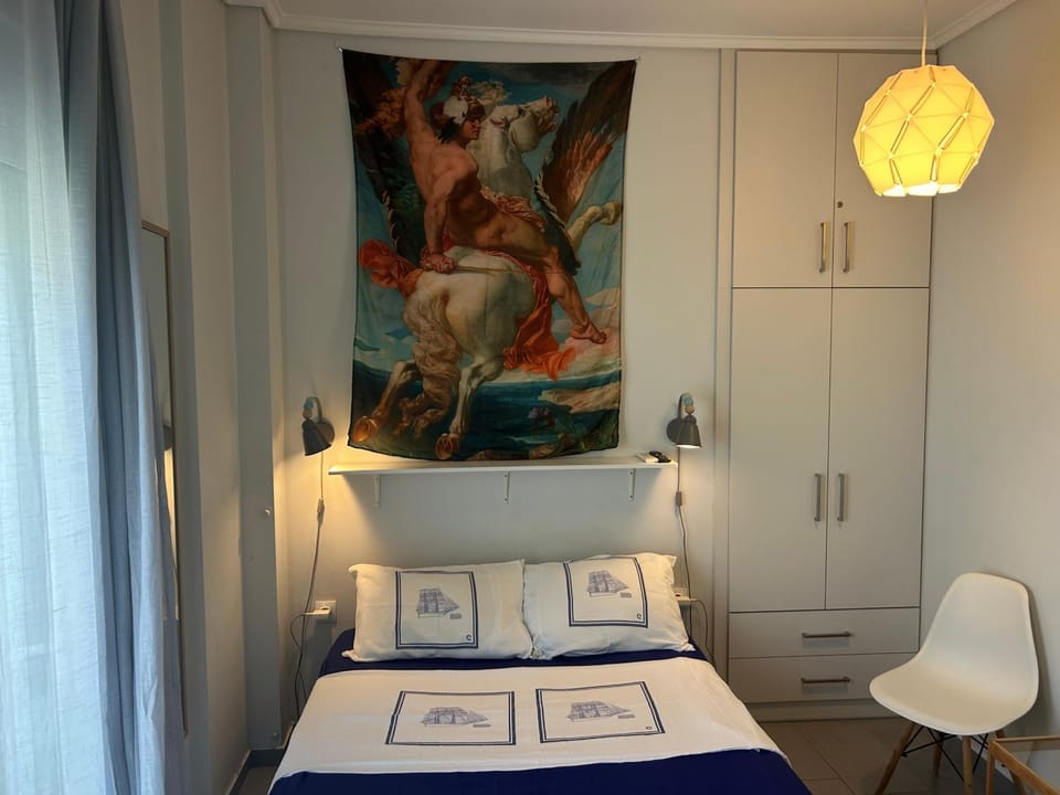 Royal Zea Suite 3 Apartment in Pireas