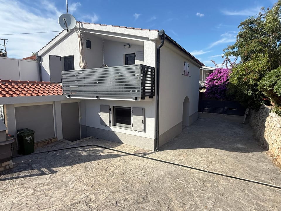 Zamalin Beach Apartments Apartment in Šibenik-Knin County, Croatia