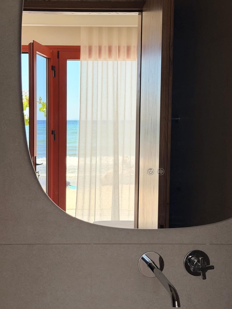 Xanthos Beachfront Suites Hotel in Thasos