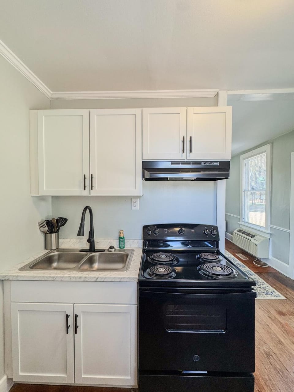 Kitchen or kitchenette, stove