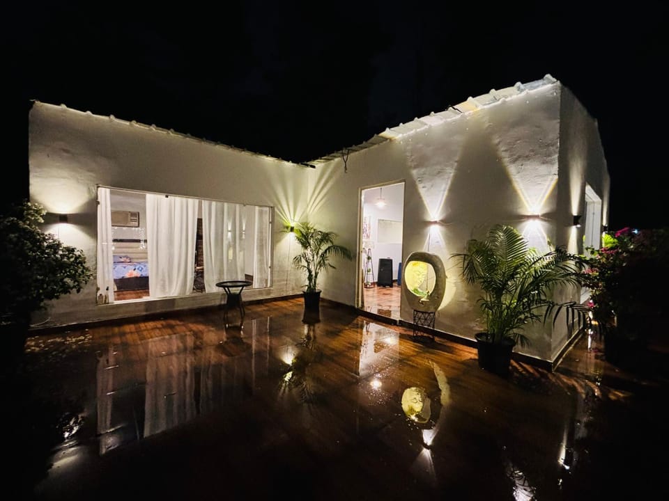 The cosmos farm Farm Stay in Gurugram