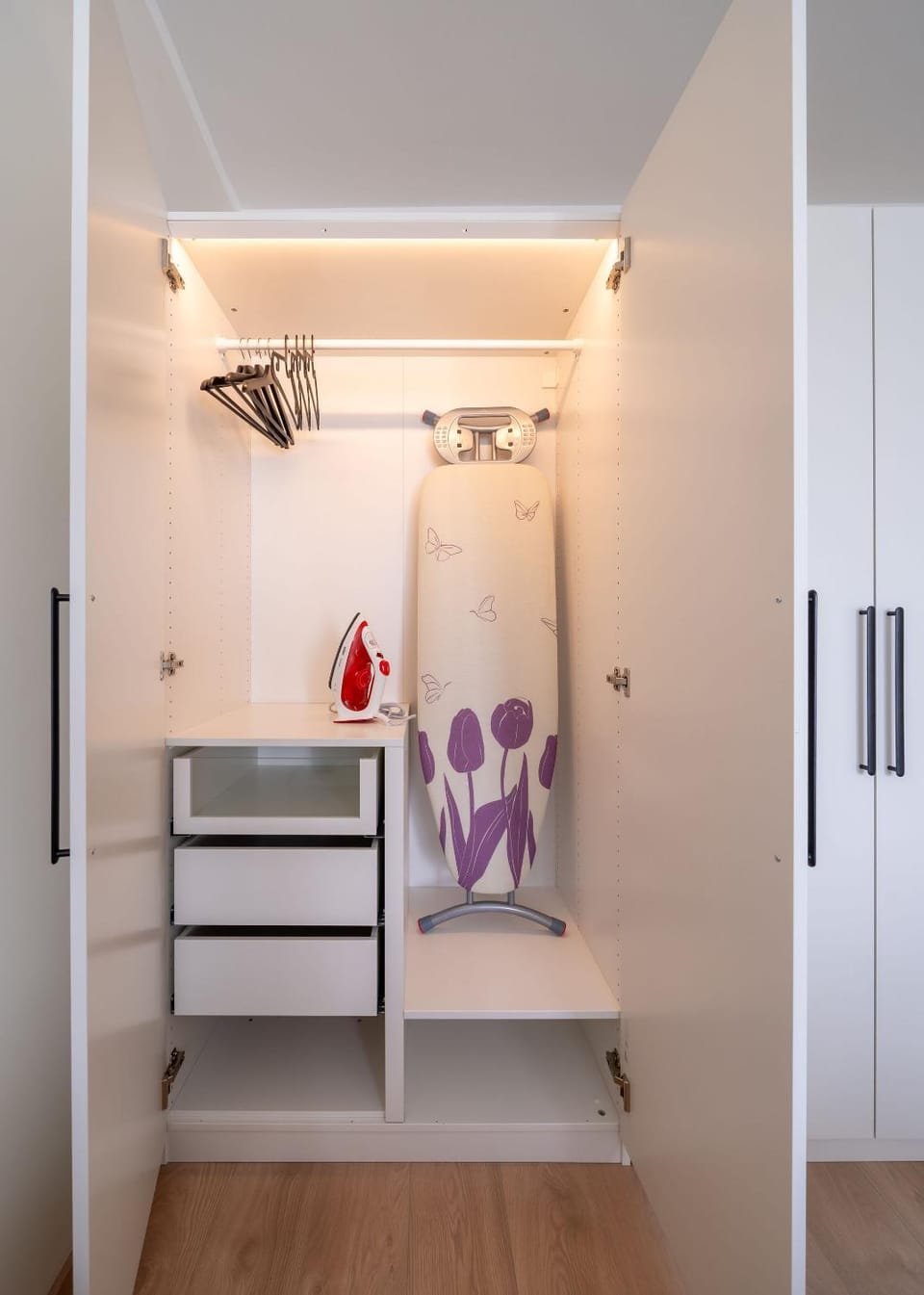 wardrobe