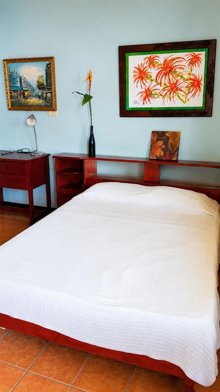 Casa Amarilla Caribbean Stay Apartment in Costa Rica