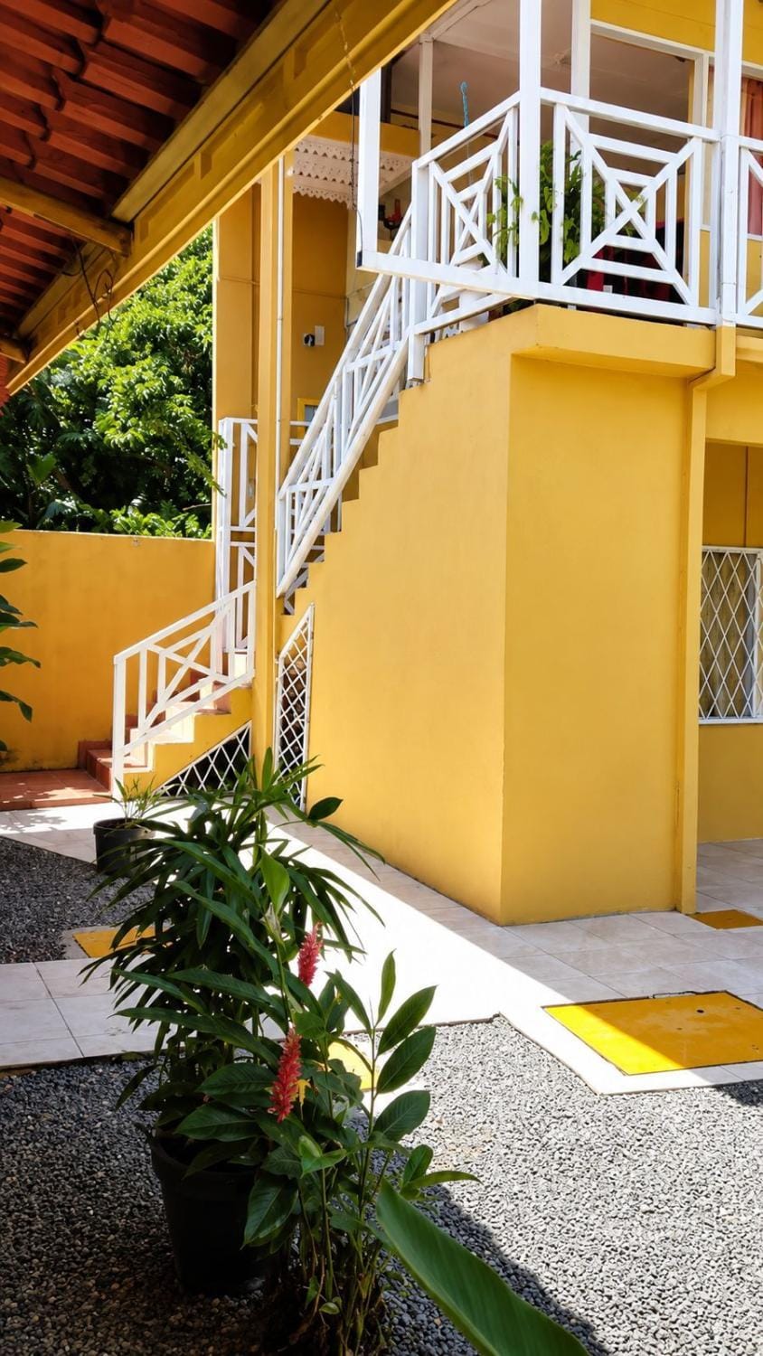 Casa Amarilla Caribbean Stay Apartment in Costa Rica