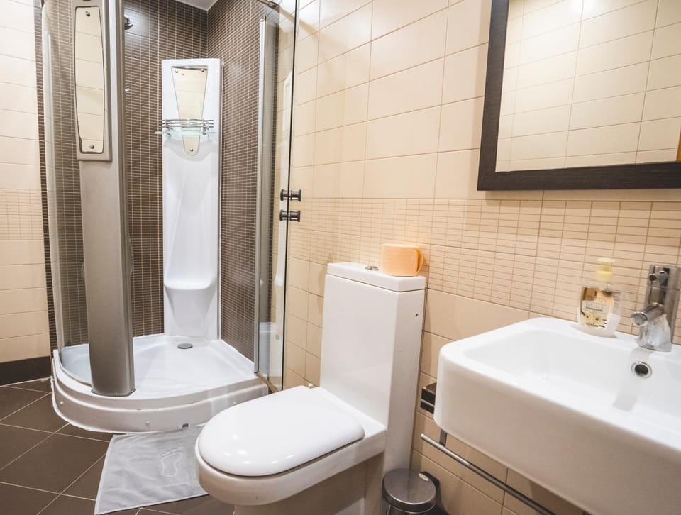 Leopard Suite - XXL Apartment - Seafront w Parking Apartment in Šibenik-Knin County, Croatia