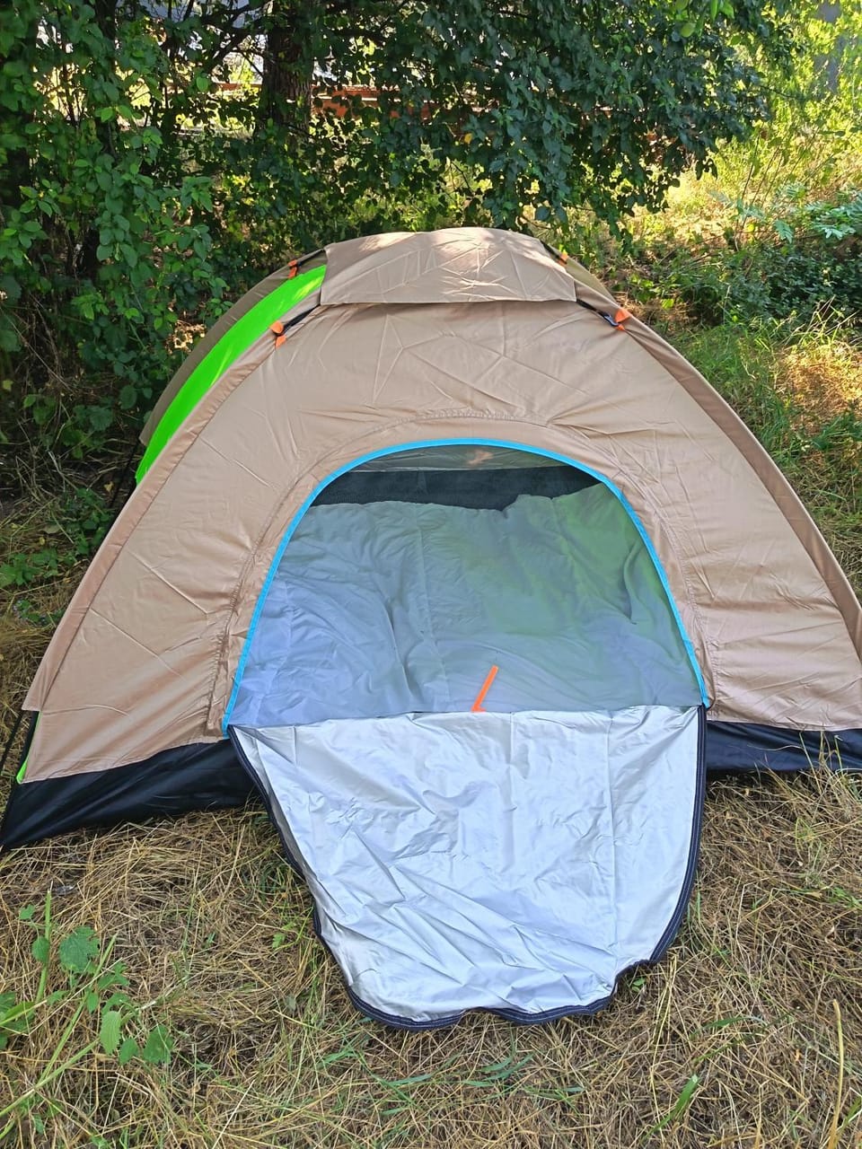 Travel Hub Hostel and Tent's Campground/ 
RV Resort in Ohrid