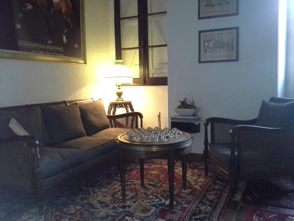 Living room, Lounge or bar