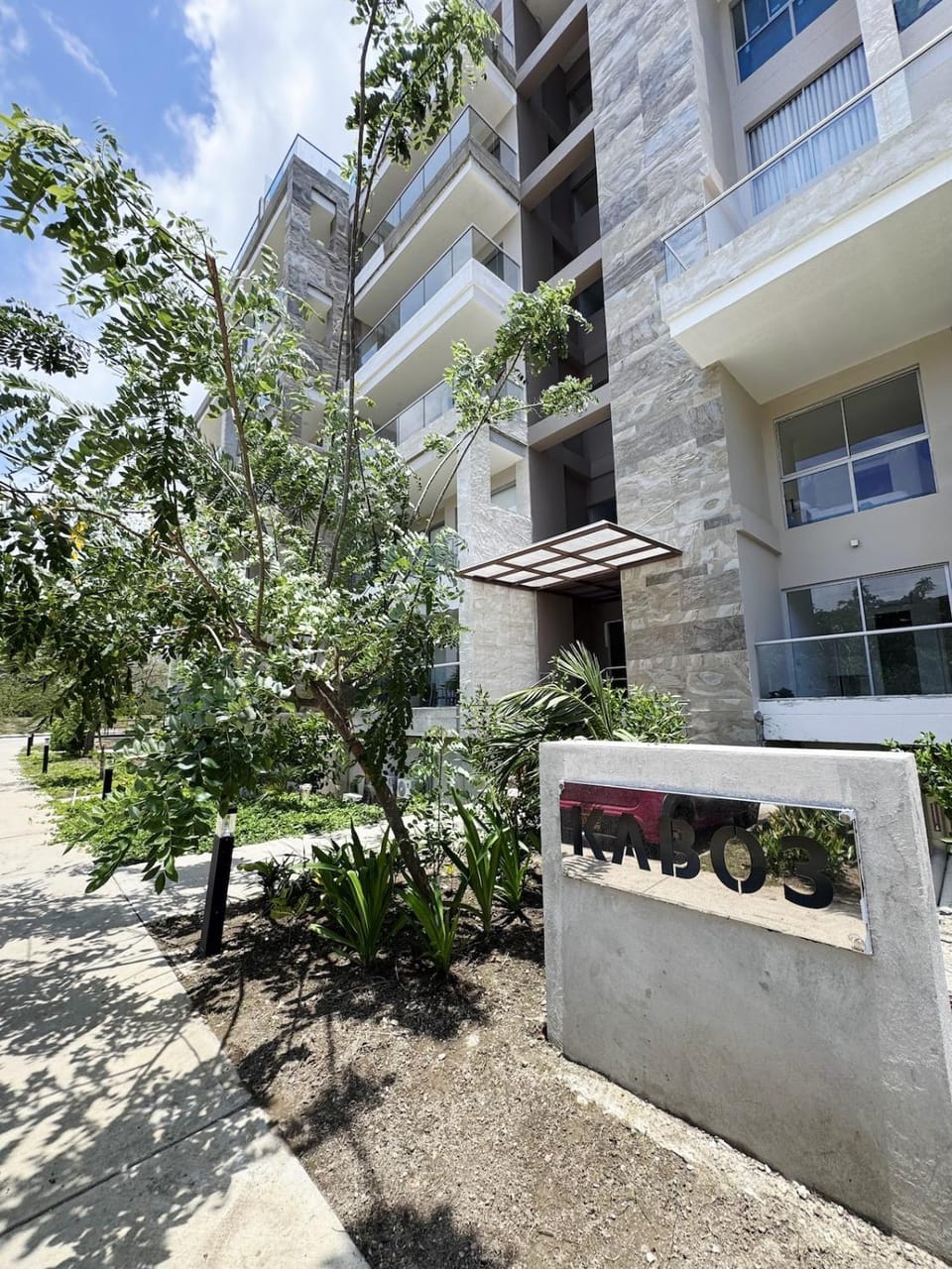 Grand Terrace Luxury Beach Apartment in Bolivar