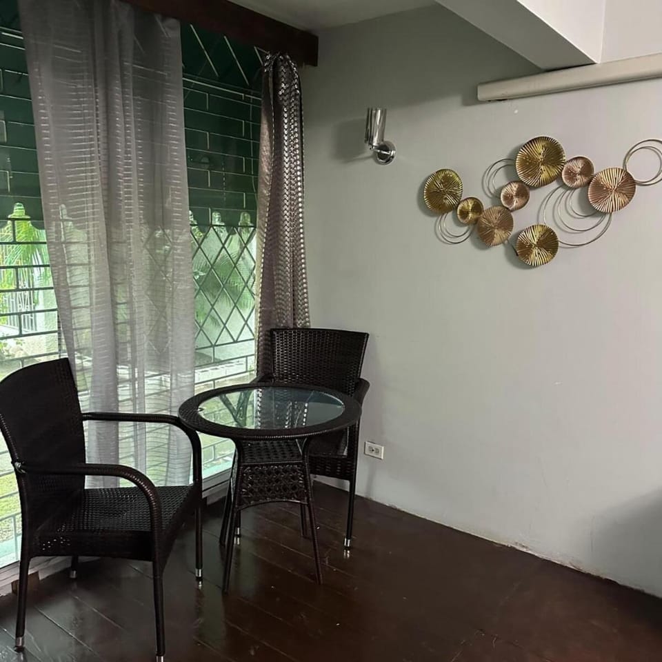 Diamond Palace Apartment in Kingston