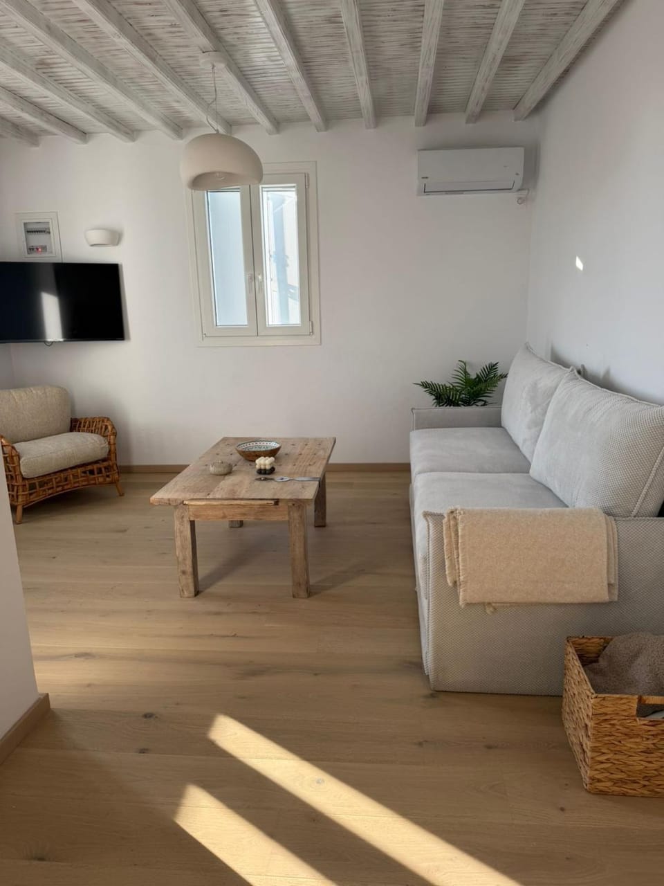 Luxury Living with Iconic Windmill & Sunset Views Apartment in Mykonos