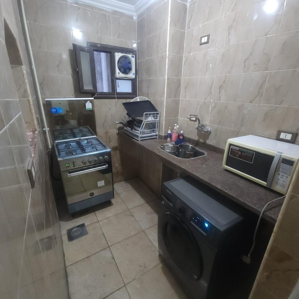 شقه غرفتين سيوف امام كارفور ورنين وفتح الله Apartment in Alexandria
