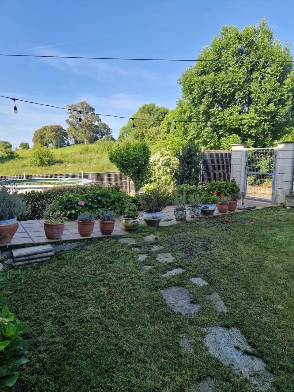 Casa tranquila con jardín, House in Cantabria