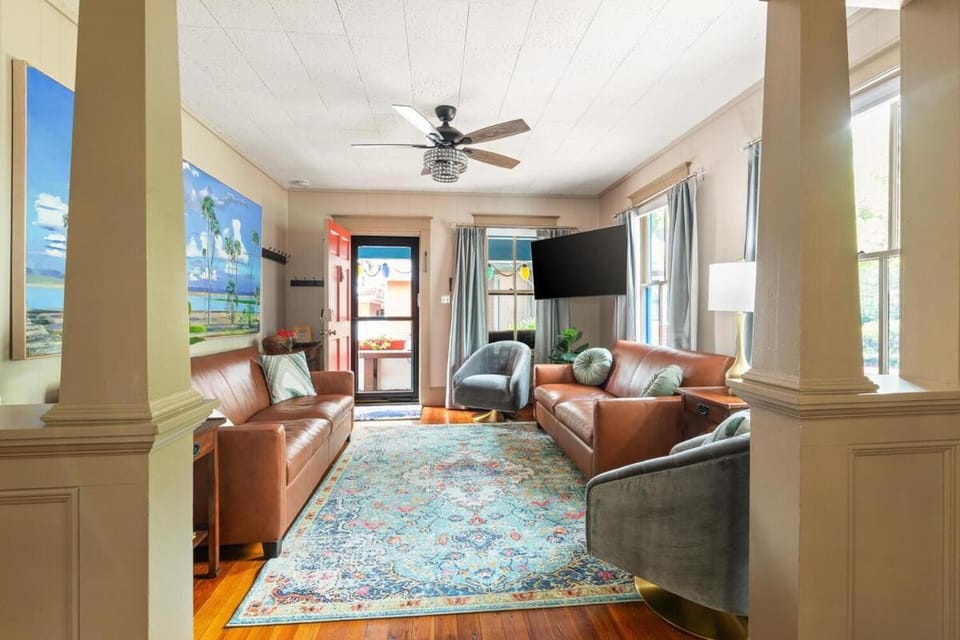 Facade/entrance, Living room