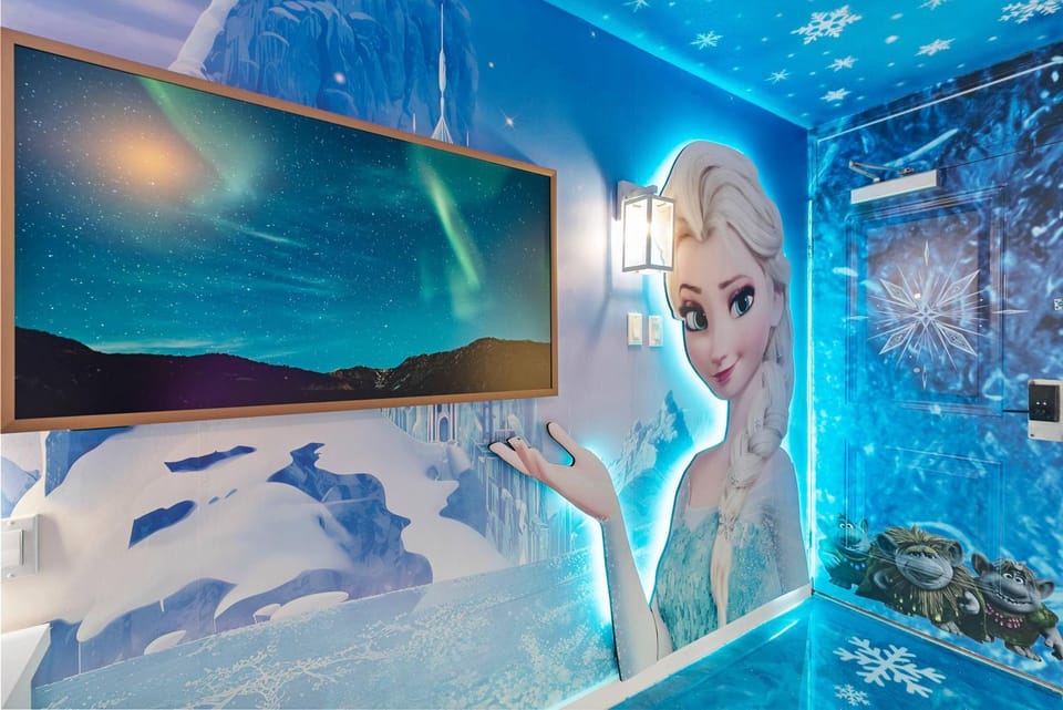 Frozen-Themed Studio with Pool House in Osceola County