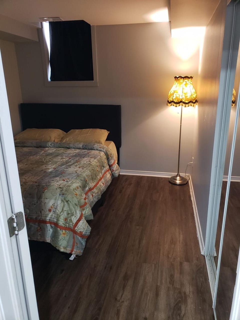 Beautiful home Apartment in Brampton