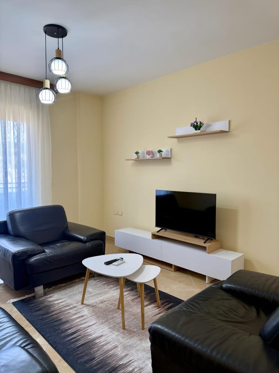 TV and multimedia, Seating area