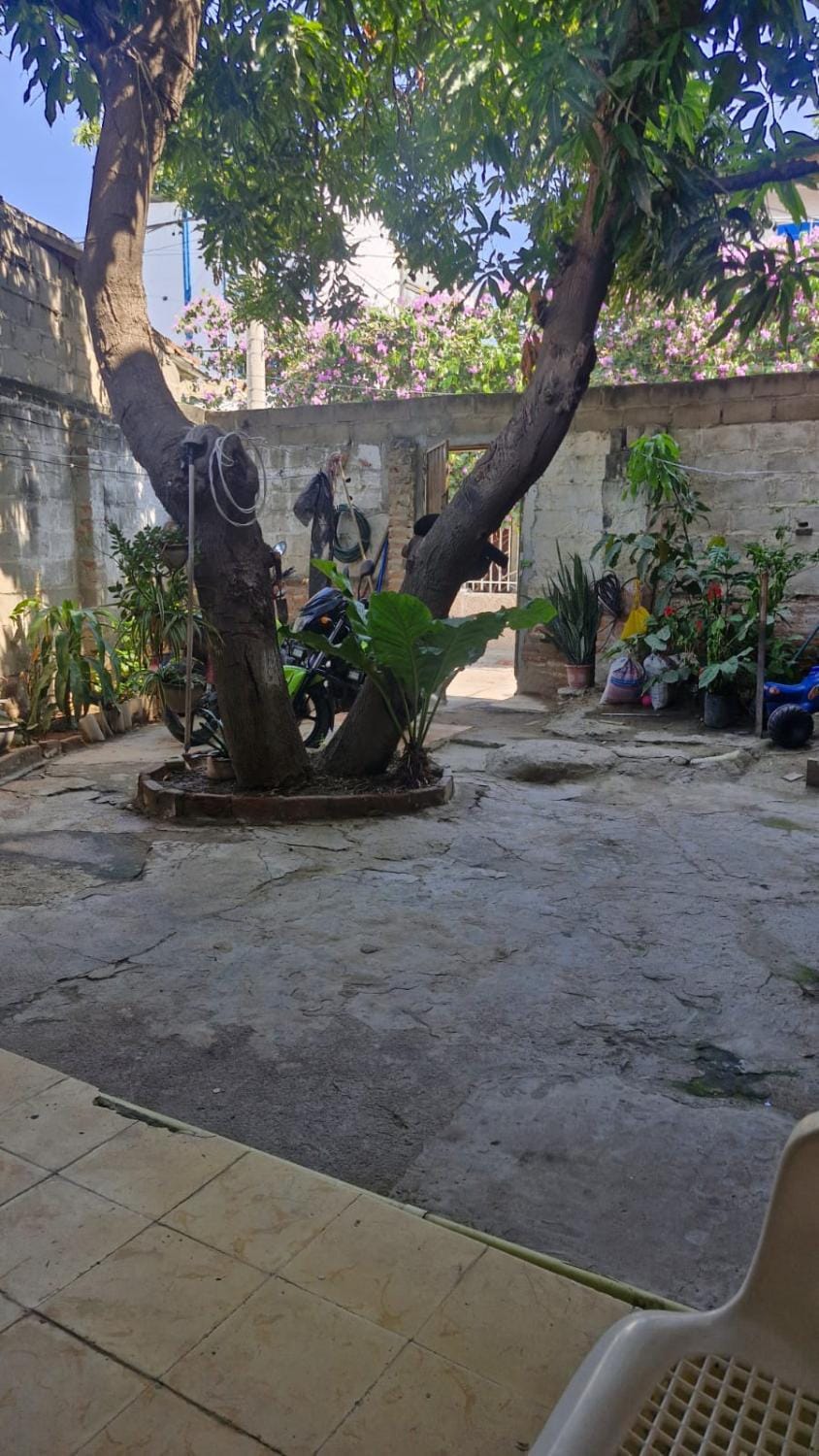 Villa Salguero House in Gaira