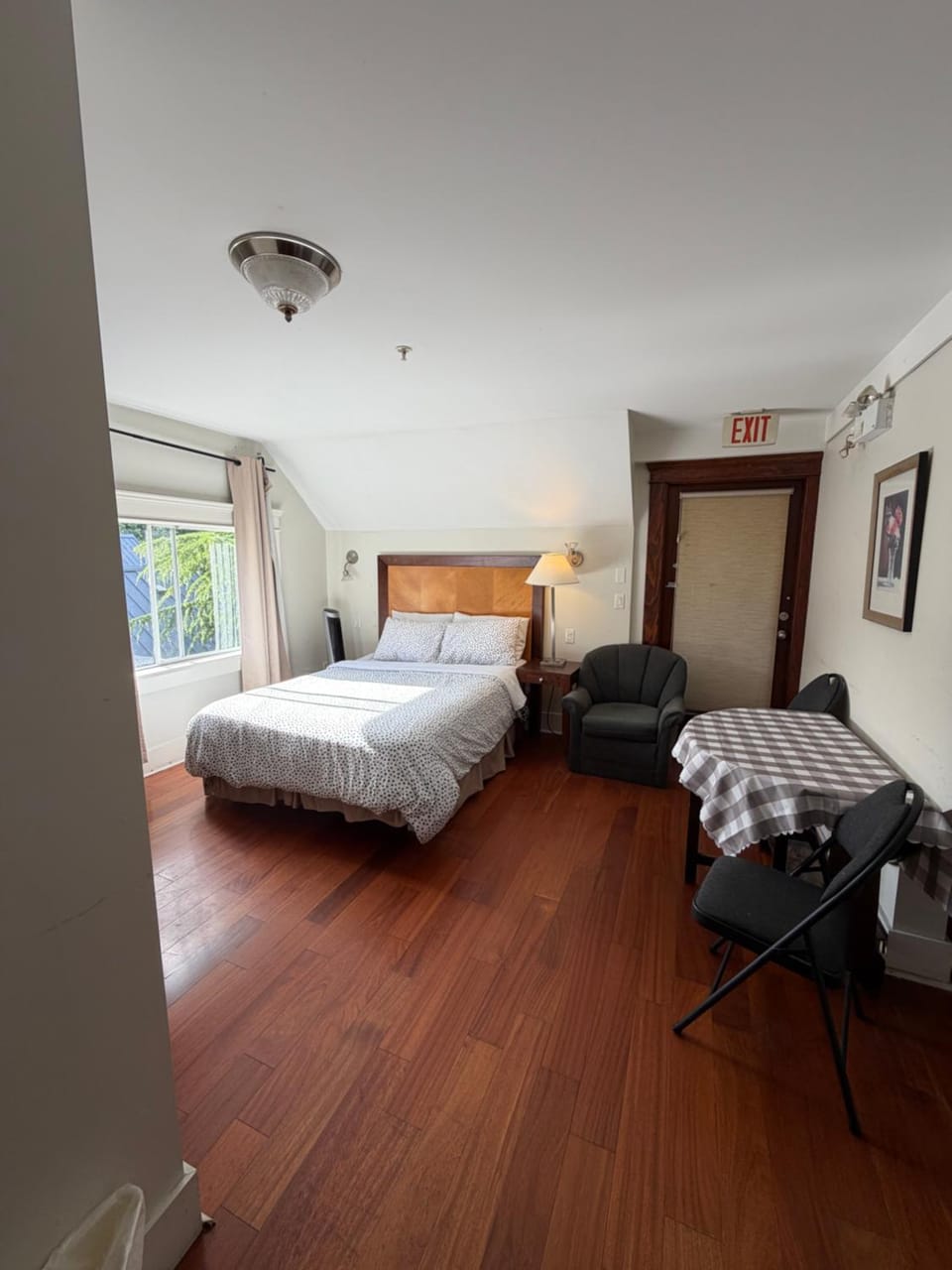 Grace Guesthouse Vacation rental in Vancouver