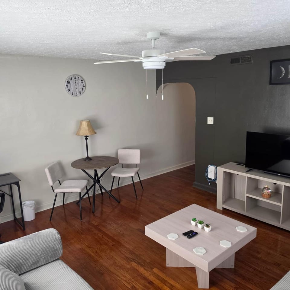 Liberty Alley Hideaway 2 Apartment in Indiana