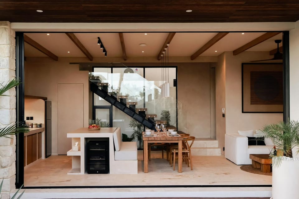 Maison Kala - Elegant Stay in Seseh, 3 Min to Beach Villa in Mengwi
