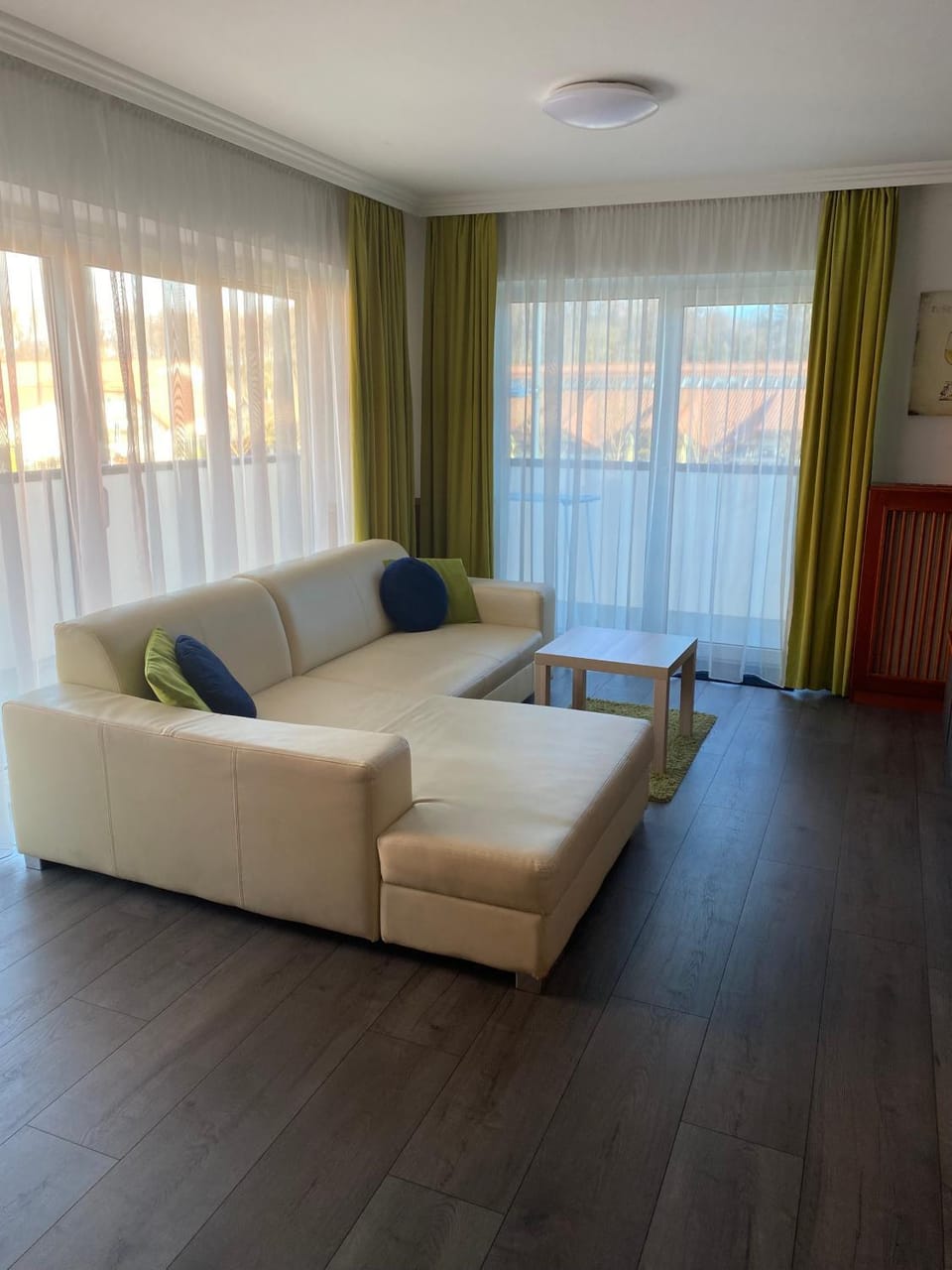 Living room, Photo of the whole room, Seating area