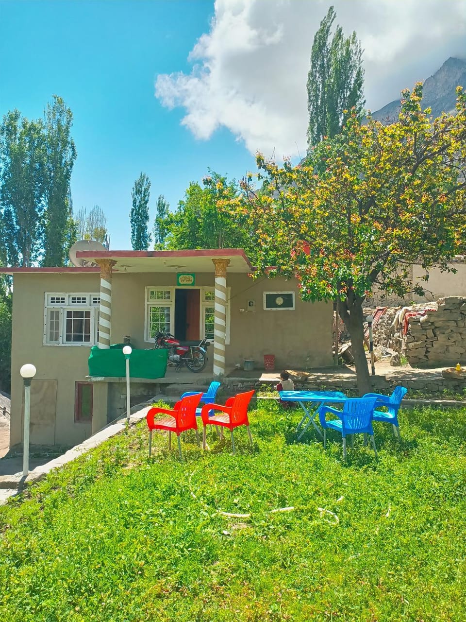 Stone Leaf Retreat - Skardu Bed and Breakfast in Pakistan