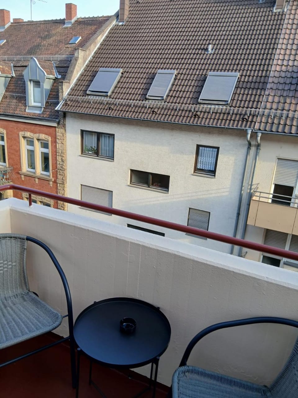City Hub Room 23 - mit Balkon - Coffee for free - Hostel in Karlsruhe