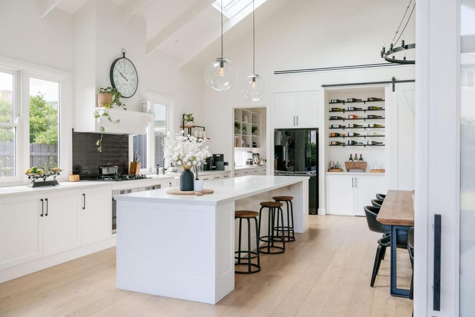 Iconic Newtown Luxury Retreat House in Geelong